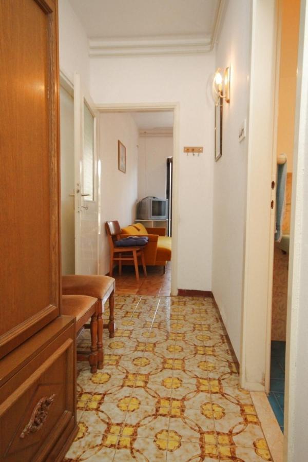 Apartments With A Parking Space Umag - 7110 Buitenkant foto