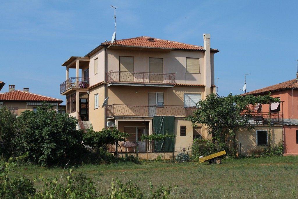 Apartments With A Parking Space Umag - 7110 Buitenkant foto